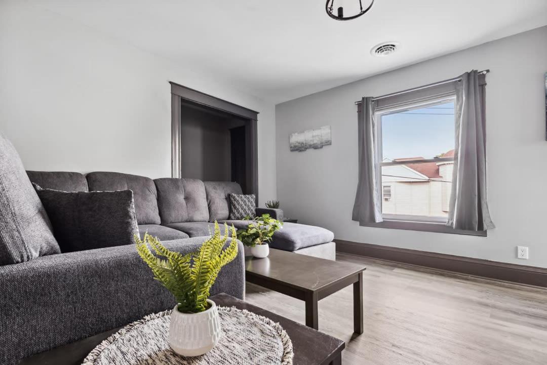 Spacious 6Br 2Ba Minutes For The Falls & Casino Καταρράκτες του Νιαγάρα Εξωτερικό φωτογραφία