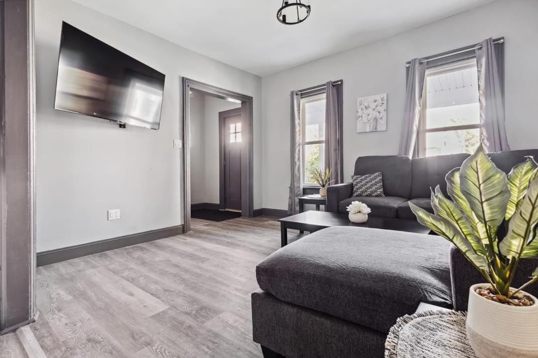 Spacious 6Br 2Ba Minutes For The Falls & Casino Καταρράκτες του Νιαγάρα Εξωτερικό φωτογραφία