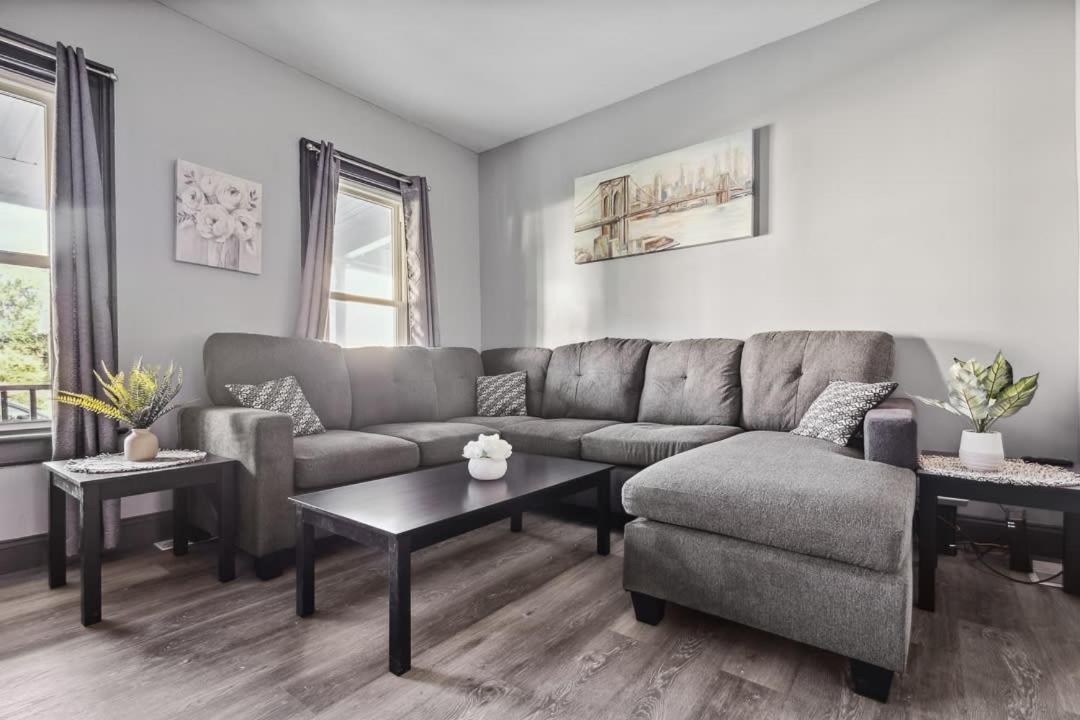 Spacious 6Br 2Ba Minutes For The Falls & Casino Καταρράκτες του Νιαγάρα Εξωτερικό φωτογραφία